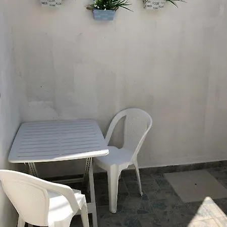 Dimora Nel Salento A 40mt Dal Mare Apartman